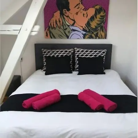 The Pop-art Luxury
