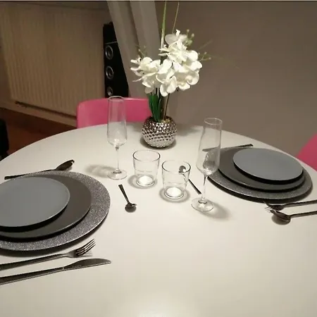 The Pop-art Luxury Apartment Charleroi